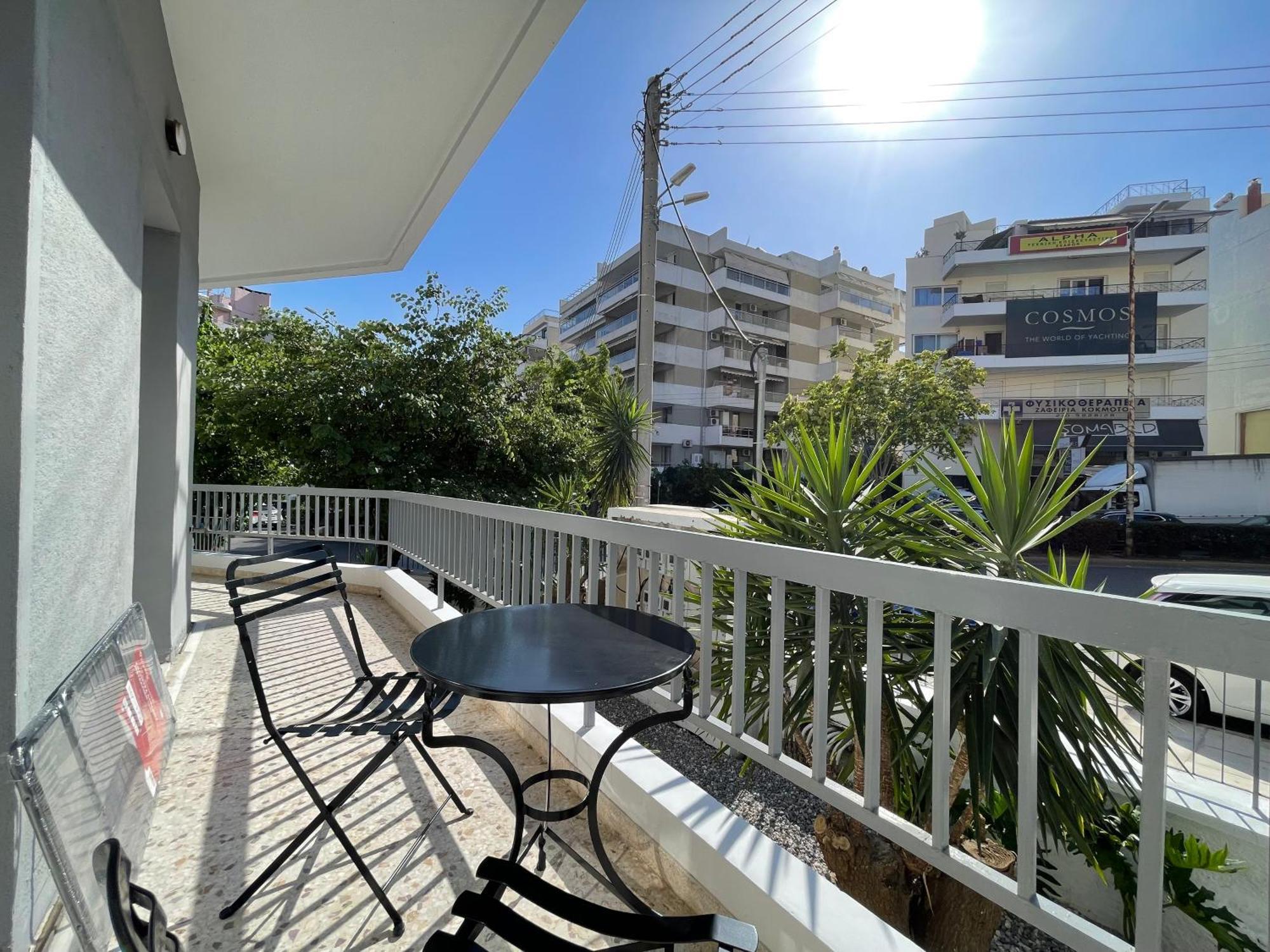 Athenean Bnb Seaside Serenity Steps From The Riviera Eksteriør billede