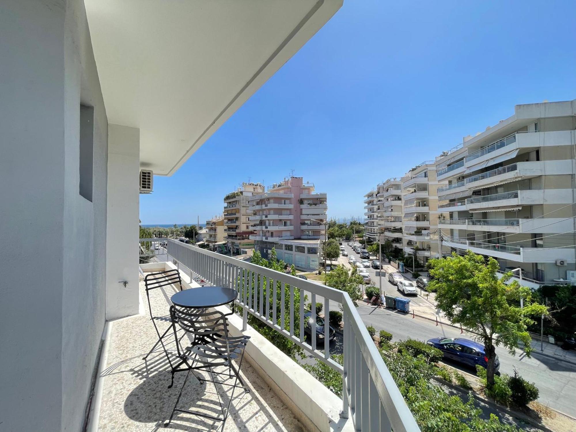 Athenean Bnb Seaside Serenity Steps From The Riviera Eksteriør billede