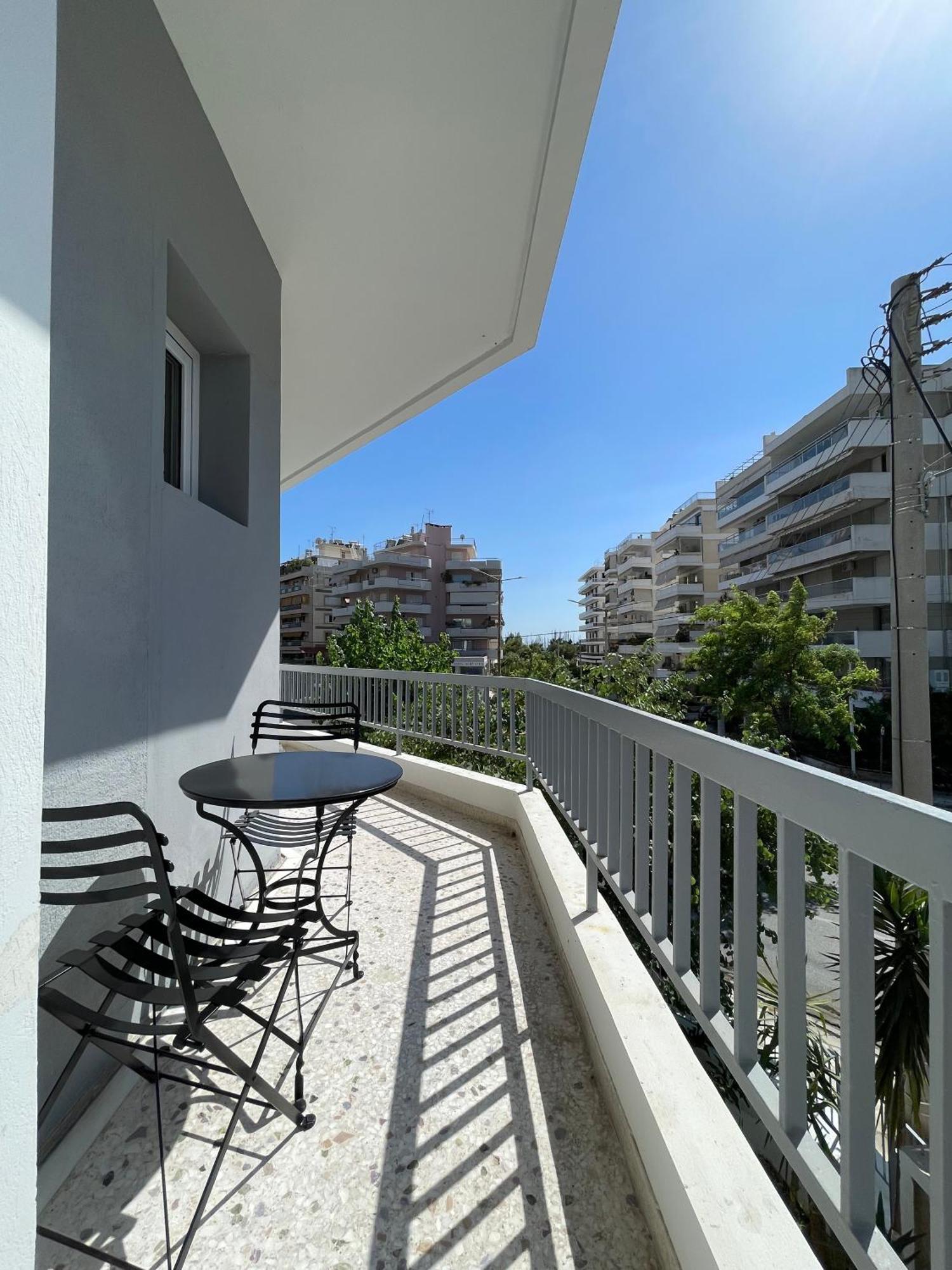 Athenean Bnb Seaside Serenity Steps From The Riviera Eksteriør billede